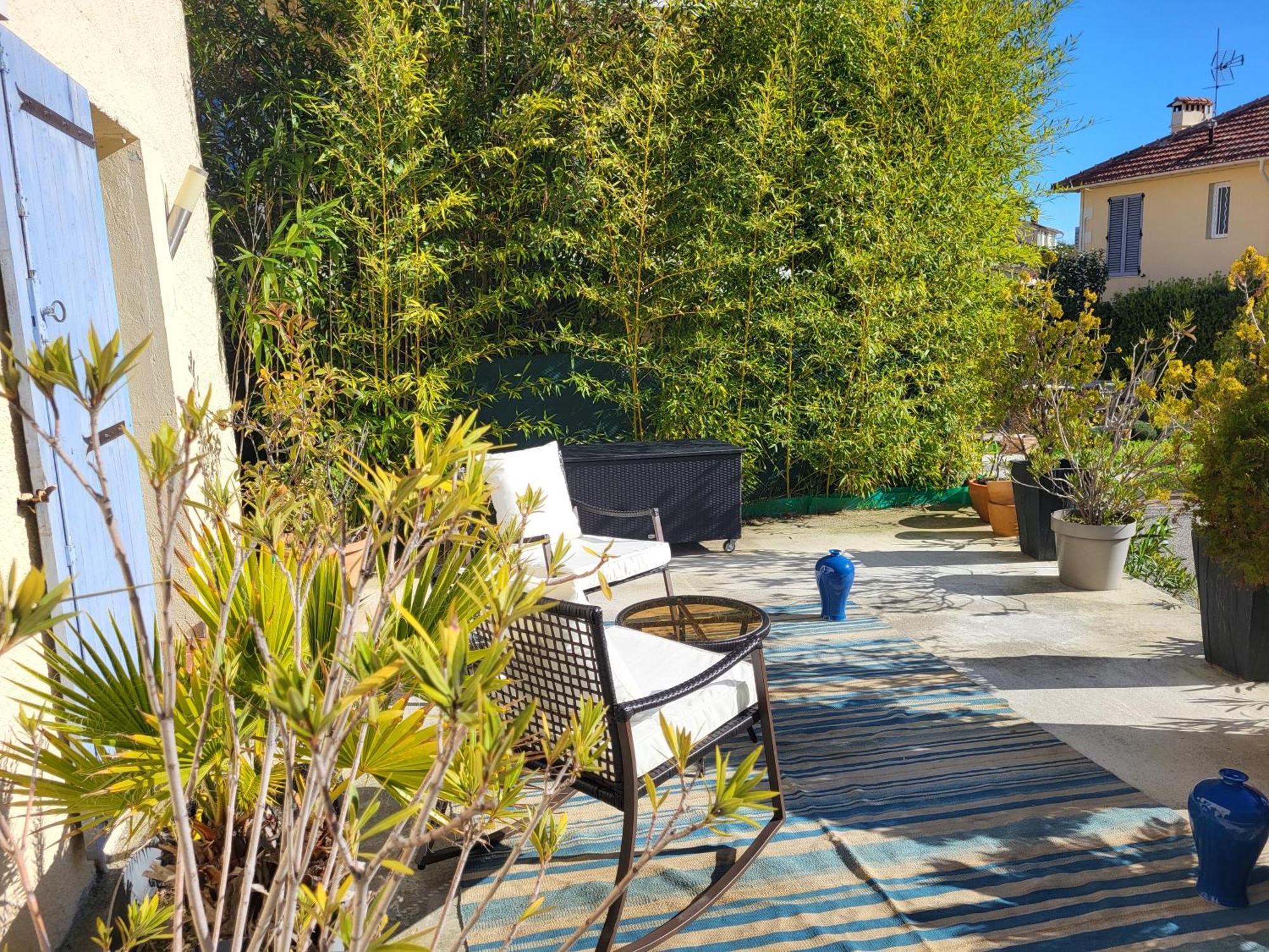 Studio Independant Avec Terrasse A Juan Les Pins Antibes Exterior foto